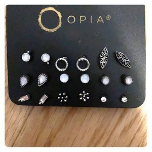 9 pairs of statement earrings